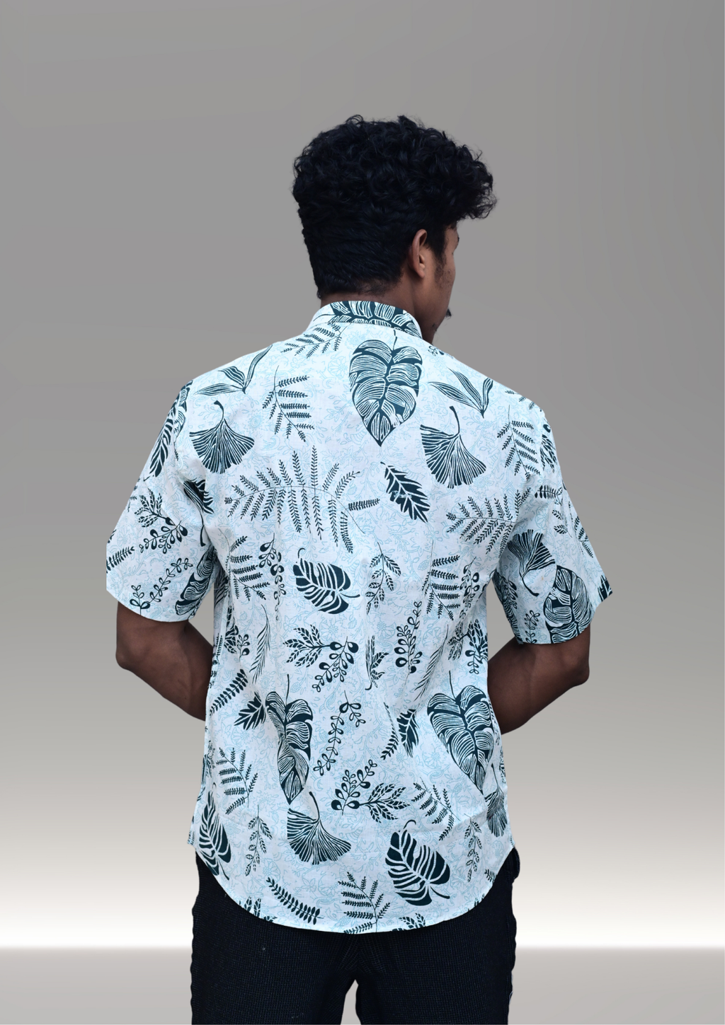 Men’s Mint Green Tropical Leaf Printed Casual Shirt – Premium Relaxed Fit Half Sleeve